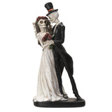 LOVE NEVER DIES C/8