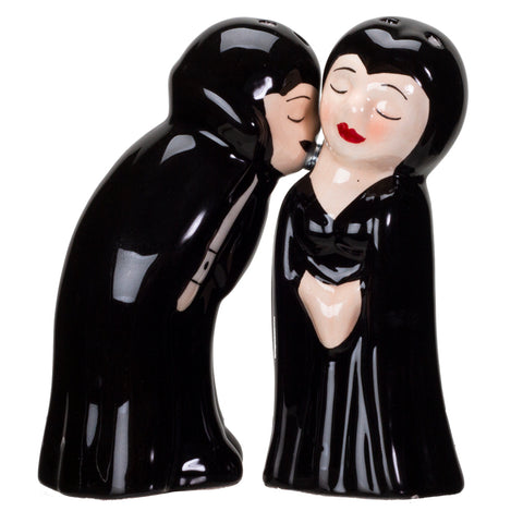 ^ LOVE AT FIRST BITE S & P C/48 MINIMUM OF 4